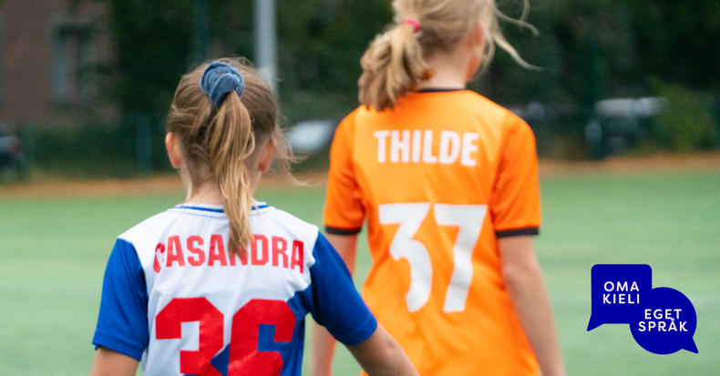 Tvpå fotbollsjuniorer